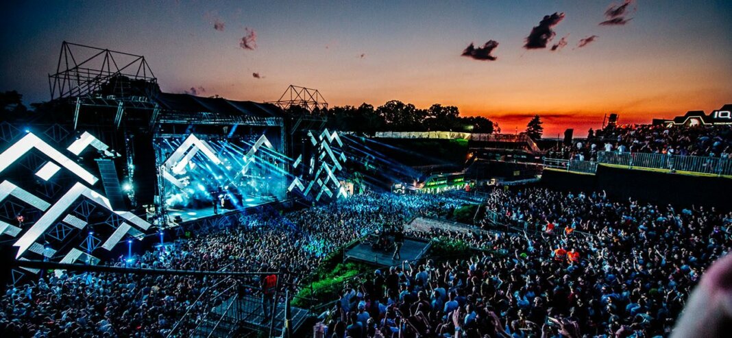 Top 10 Biggest Music Festivals In The World » Amazfeed